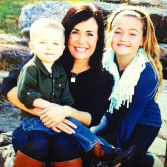 Meet your Posher, Kara - Picture 1 of 1